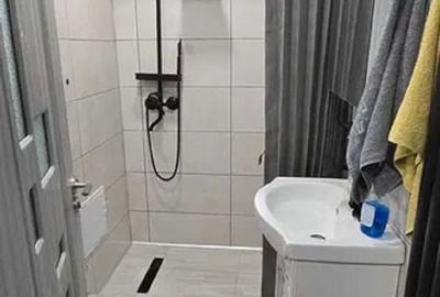Apartament cu 2 camere semidecomandat, mobilat în Central - 2