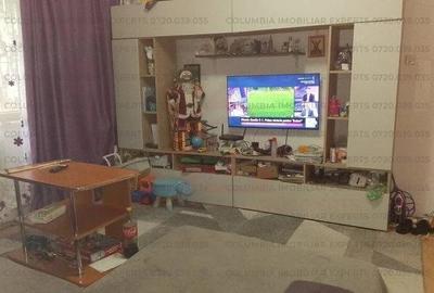 Apartament cu 2 camere semidecomandat în Berceni