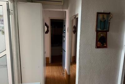 Apartament cu 2 camere decomandat în Km 4-5 - 5