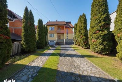 Casă cu 4 camere în Valea Hotarului