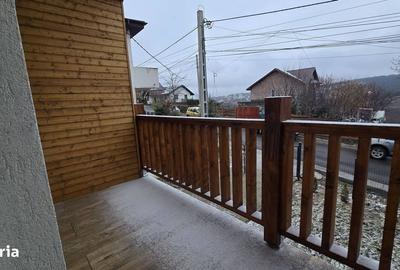 Casă cu 4 camere în Breazu