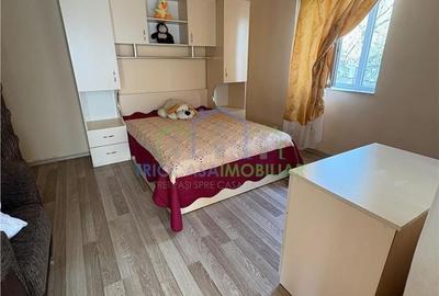 Casă cu 2 camere cu Teren 1090 Mp în Pielești