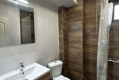 Apartament cu 3 camere decomandat, mobilat în Cornișa - 2