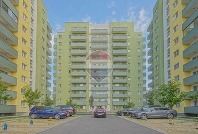 Apartament cu 2 camere semidecomandat, mobilat în Tractorul