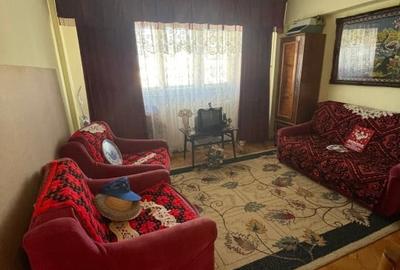 Apartament cu 3 camere decomandat în Călărași - 4