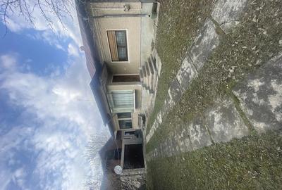 Casă cu Teren 1013 Mp în Scorțeni