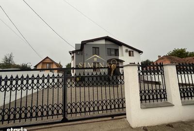 Casă cu 10 camere cu Teren 1000 Mp în Sâncraiu de Mureș