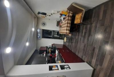Apartament cu 2 camere decomandat în Lipovei