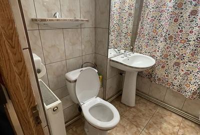 Apartament cu 3 camere decomandat în Central - 2
