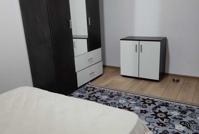 Apartament cu 3 camere semidecomandat în Steaua - 2