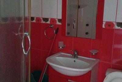 Apartament cu 2 camere decomandat în Drumul Taberei