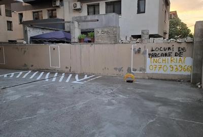 Apartament cu 2 camere nedecomandat în Tomis Plus