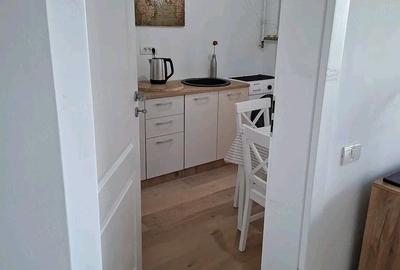 Apartament cu 2 camere decomandat în Central - 3