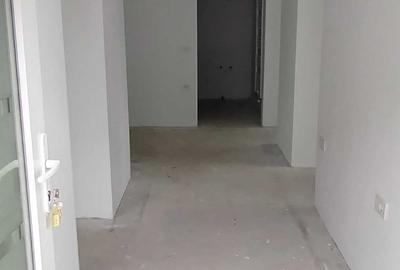 Casă cu 3 camere în Cazasu