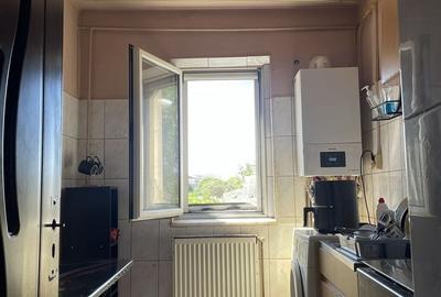 Apartament cu 2 camere semidecomandat în Podu Roș - 3