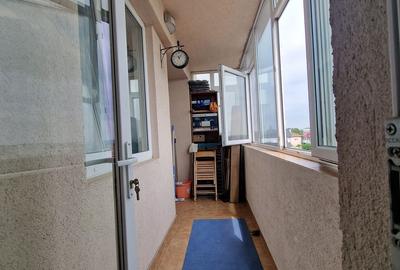 Apartament cu 3 camere semidecomandat în Gara