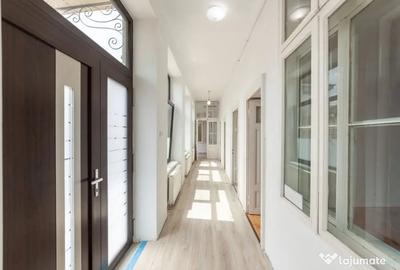 Casă cu 4 camere cu Teren 224 Mp în Central