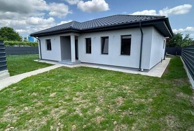 Casă cu 4 camere cu Teren 700 Mp în Central - 3