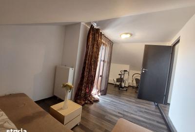 Casă cu 5 camere cu Teren 743 Mp în Central