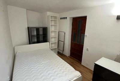 Casă cu 2 camere cu Teren 30 Mp în Central - 1