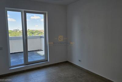 Apartament cu 2 camere decomandat în Metalurgiei - 4