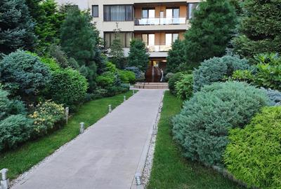 Apartament cu 3 camere decomandat în Herăstrău