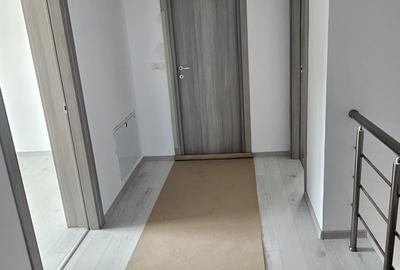Duplex cu 4 camere cu Teren 210 Mp în Berceni - 3