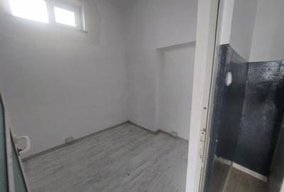Spațiu comercial, de 106 mp, în Casa de Cultură - 10
