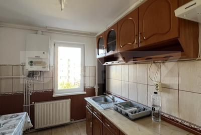 Apartament cu 2 camere decomandat, mobilat în Tudor