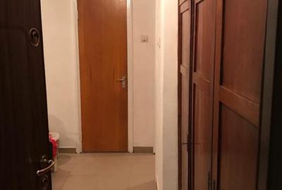 Apartament cu 3 camere decomandat în Doamna Ghica