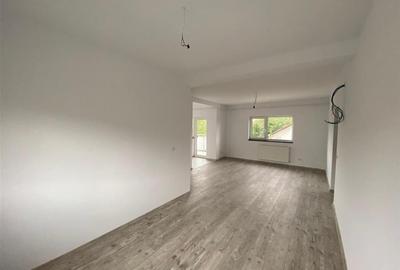 Apartament cu 2 camere semidecomandat în Bucium - 2