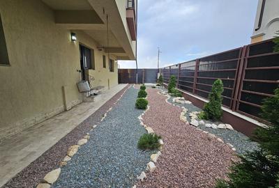 Apartament cu 3 camere decomandat, mobilat în Tomis Plus