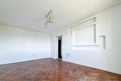Apartament cu 2 camere decomandat în Casa de Cultură - 3