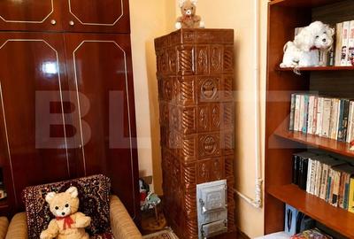 Casă cu 3 camere cu Teren 950 Mp în Central