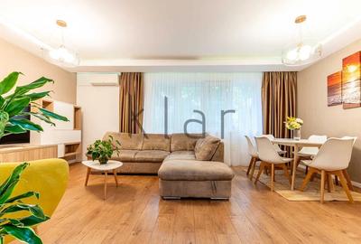 Apartament cu 4 camere decomandat, mobilat în Plopilor