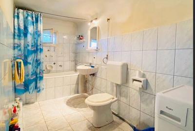 Casă cu 4 camere cu Teren 1230 Mp în Biharia - 6