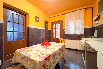 Apartament cu 4 camere semidecomandat în Bucovina - 11