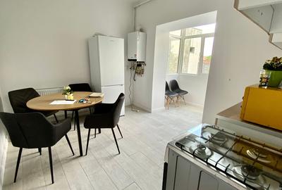 Apartament cu 2 camere decomandat în Central - 2