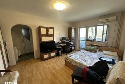 Apartament cu 2 camere semidecomandat, mobilat în Vitan