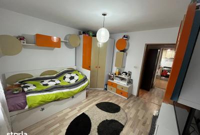 Apartament cu 3 camere în Sud