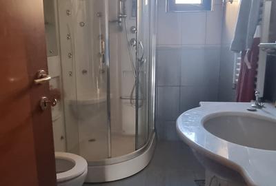 Casă cu 6 camere cu Piscina în Drumul Taberei - 2