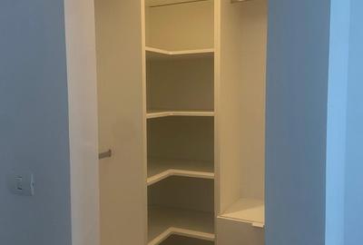 Apartament cu 2 camere decomandat în Torontalului