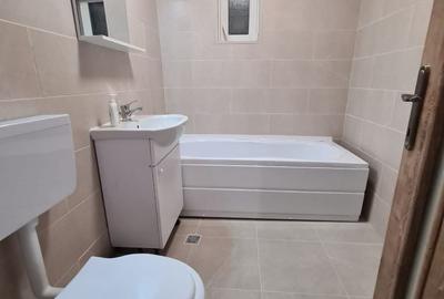 Apartament cu 2 camere decomandat în Broșteni - 6