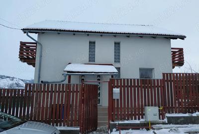Teren de 460 mp, în Exterior Vest - 2