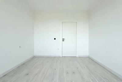 Casă cu 5 camere cu Teren 280 Mp în Girocului - 8