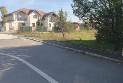Teren de 3666 mp, în Buda