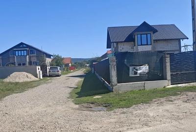 Teren de 408 mp, în Central