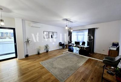 Apartament cu 3 camere decomandat, mobilat în Iancu Nicolae