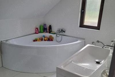 Casă cu 4 camere cu Canalizare în Făget - 2