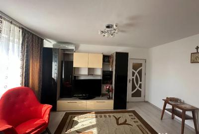 Apartament cu 2 camere nedecomandat în Malu Roșu